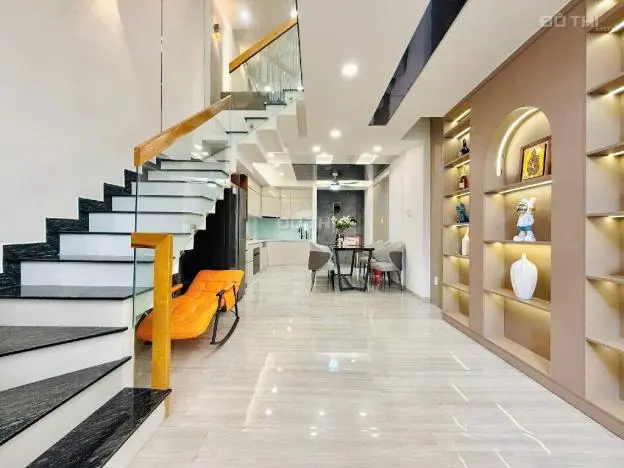 6039879 ảnh đại diện 1