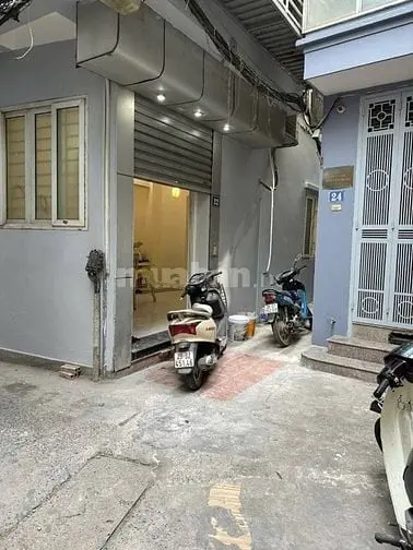 Chính Chủ Bán Nhà Ngõ 3 Gác Lê Thanh Nghị 5 Tầng Lô Góc 10,8 Tỷ