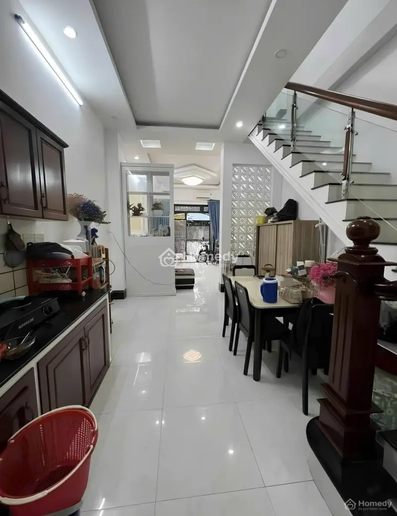 Chú Tư Cần Sang Tên Nhà Gần Chợ Đầu Mối Bình Điền, Giá 890Tr, Sổ Riêng