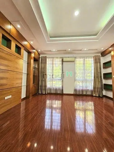 Bán Gấp Nhà Đẹp Phạm Tuấn Tài - 3 Làn Xe - Vỉa Hè