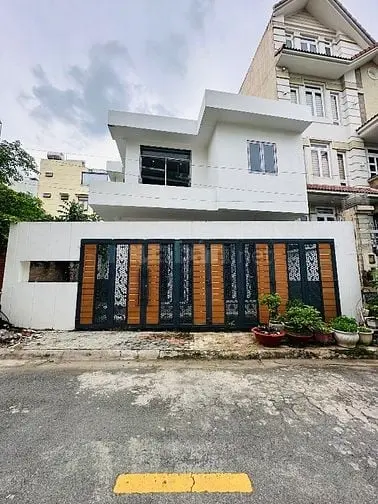 Bán Biệt Thự Ngang 10M Ngắm Landmark 81 Thủ Đức House Dt 160M2 - 36 Tỷ