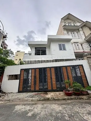 Bán Biệt Thự Ngang 10M Ngắm Landmark 81 Thủ Đức House Dt 160M2 - 36 Tỷ