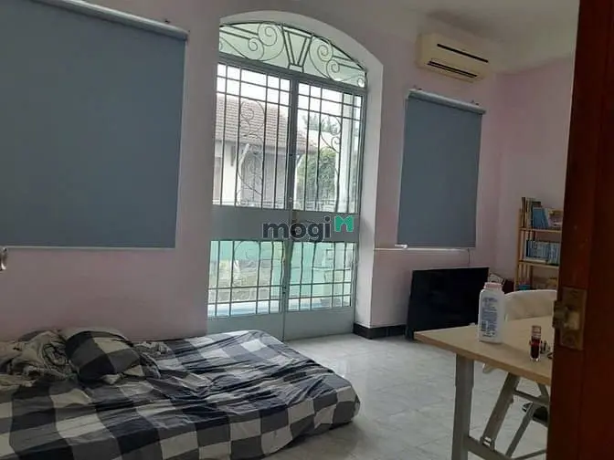 Nhà Cho Thuê 1 Trệt 2 Lầu Làng Báo Chí, Thảo Điền (5X11M). Giá 22Tr/Th