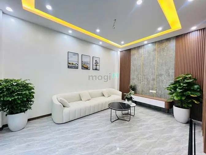 Cho Thuê Nhà Mặt Phố Đỗ Quang 60M X4T Thông Sàn