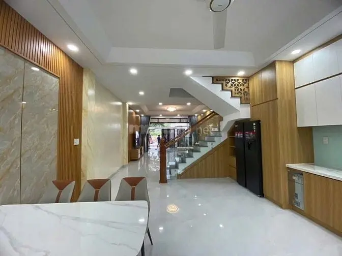 Chính Chủ Bán Gấp Nhà Quận 3 Ngay Hai Bà Trưng Chỉ 5.2 Tỷ Shr