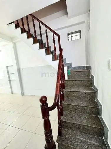 Phường 4 - Quận 10 - 3 Tầng - Nở Hậu - 35M2 - Hẻm Thông - Nhỉnh 4 Tỷ.