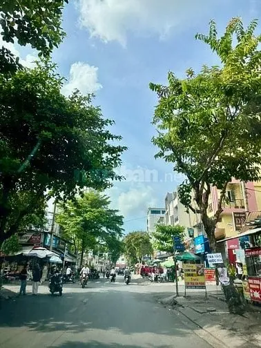 Bán Nhà 32 Tỷ - Mặt Tiền Đường Quốc Hương - P. Thảo Điền