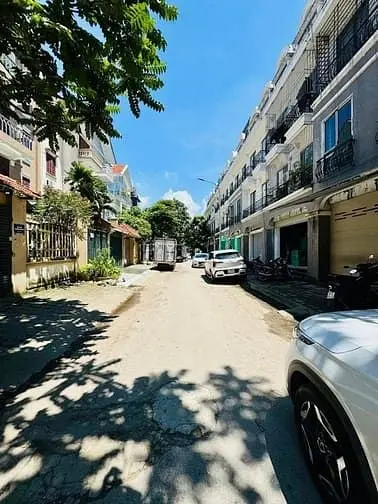 Bán Gấp Tòa Nhà Vp Trung Tâm Cầu Giấy