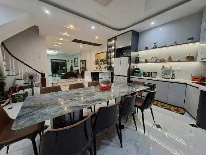 Bán Nhà Đẹp Nguyễn Đức Cảnh Dt 100 M2 X 7 Tầng Thang Máy, Giá Tốt!