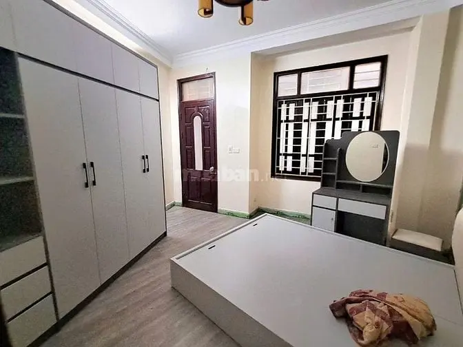 4.5 Tỷ-31M2-4 Tầng-3 Ngủ-Tam Trinh-Minh Khai-0985826871