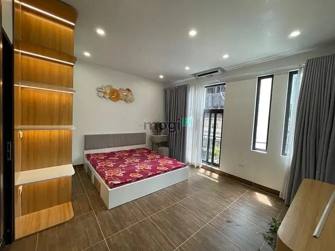 Nhà Đẹp Phố Hoa Lâm, 5 Tầng, Dân Xây Chắc Chắn, Ngõ Nông, Nội Thất