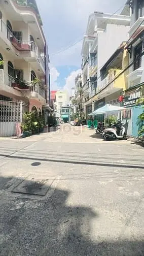 Mặt Tiền Nguyễn Cảnh Chân Quận 1