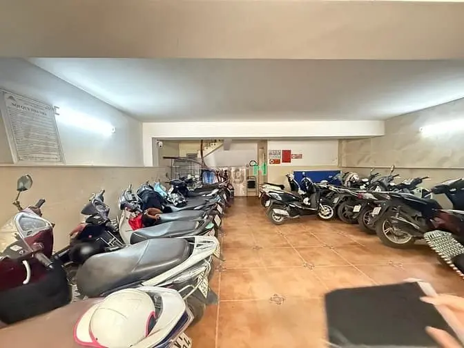 Bán Gấp Tòa Nhà Vp Trung Tâm Cầu Giấy
