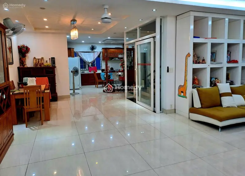 Bán Nhà 6 Tầng Có Thang Máy Đường Bạch Đằng, Nha Trang. 102M2 Ngang 7,1M. Giá Bán 30Tỷ