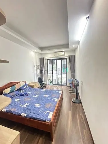 Bán Nhà Phố Thượng Thanh 30M2- 5 Tầng- 3 Phòng Ngủ- Nội Thất, Gần Ô Tô
