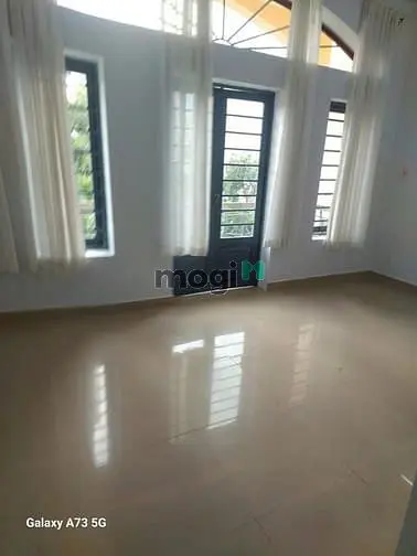 Nhà Có Sân 25M2 Gần Trần Não P.ak Q.2 Dtsd 100M2, 1 Lầu, 2 Pn