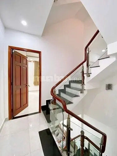 Nhà 80M2 Sư Vạn Hạnh, P12, Q10. Xây 1 Trệt 2 Lầu. Giá 2Tỷ500, Sổ Riêng