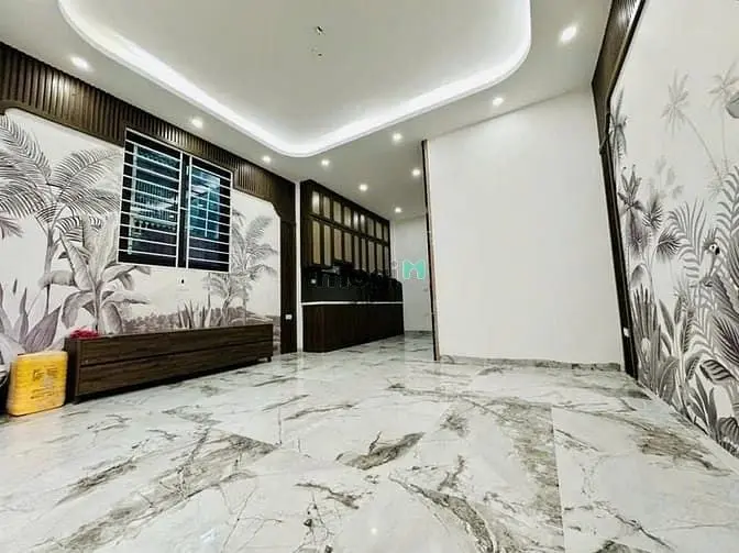 Bán Nhà Phố Thượng Thanh 35M2- 6 Tầng- 4 Phòng Ngủ- Thang Máy, Gần Ôto