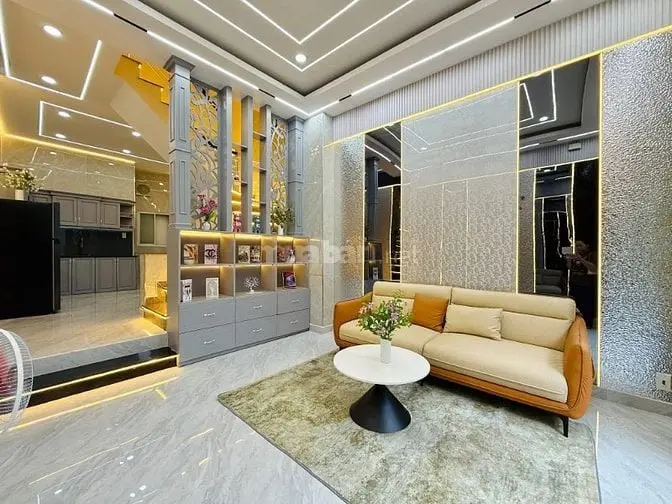 Em Vừa Nhận 1 Căn Cần Bán Gấp Đường Nguyễn Chí Thanh - Q5 - 5 Tỷ 250