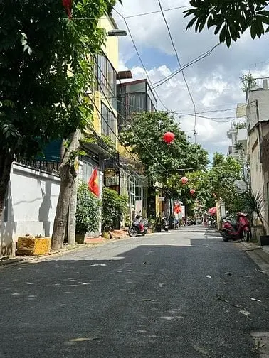 Bán Nhà 17 Tỷ Mặt Tiền Đường Đỗ Quang - P. Thảo Điền Quận 2 ****