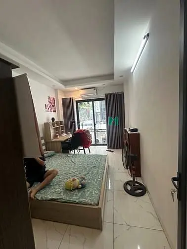 Bán Nhà Phố Thượng Thanh 30M2- 5 Tầng- 3 Phòng Ngủ- Nội Thất, Gần Ô Tô