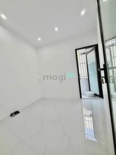 Nhà Đẹp Long Lanh Ngõ Nguyễn Cao, Giá 4.58 Tỷ, Dtsd 18M2X5T, Ảnh Thật