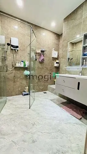 Mặt Tiền Quận 11 - Tiện Ở Kinh Doanh - 5 Tầng - Nhỉnh 13 Tỷ