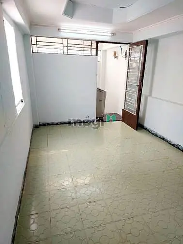 Cho Thuê Phòng Q10.Nội Thất Cơ Bản.tolet Riêng.cửa Sổ.3Tr1