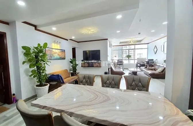 Bán Căn Hộ Hoàng Anh Giai Việt - 856 Tạ Quang Bửu, P Chánh Hưng (Mới)