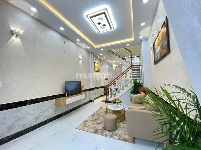 Bán Nhà Phạm Hữu Chí, P12, Q5 – Giá 5 Tỷ – Sổ Hồng Riêng, Khu Dân Cư A