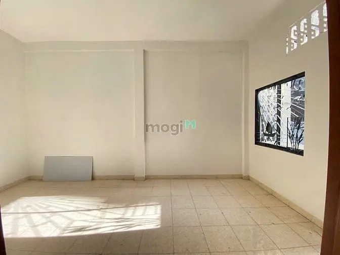 Cho Thuê Nguyên Căn Quận 3 - 6X6M - 3 Tầng - Hẻm Xe Hơi Chỉ 20 Triệu