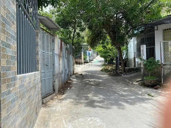Bán Gấp Lô Đất Gần Biển-Dt100M2(5X20M)-Vĩnh Hoà-Nha Trang-Chỉ 1Ty510