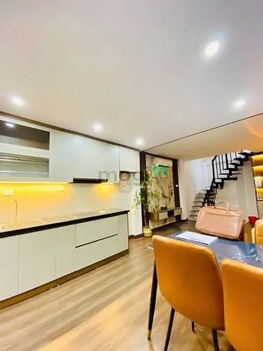 Cho Thuê Nhà Nguyên Căn Phố Trần Quốc Vượng, Cầu Giấy, Hà Nội