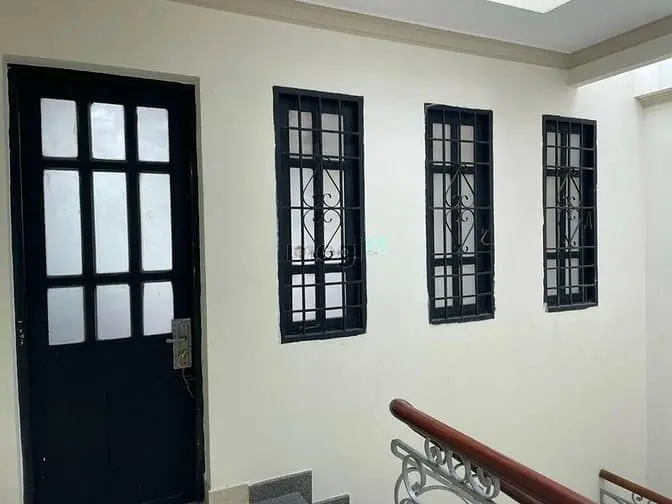 Cần Tiền Bán Gấp Căn Nhà Sát Trần Não 100M2 ,3 Lầu St Nhỉnh 2X Tỷ