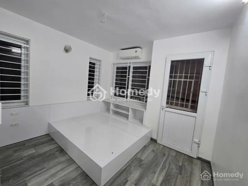 Nhà Đẹp Trung Tâm Mỹ Đình - Lô Góc - Vừa Ở Vừa Cho Thuê - 45M2 - Ngõ Nông Thoáng - Giá Chỉ 9.45 Tỷ