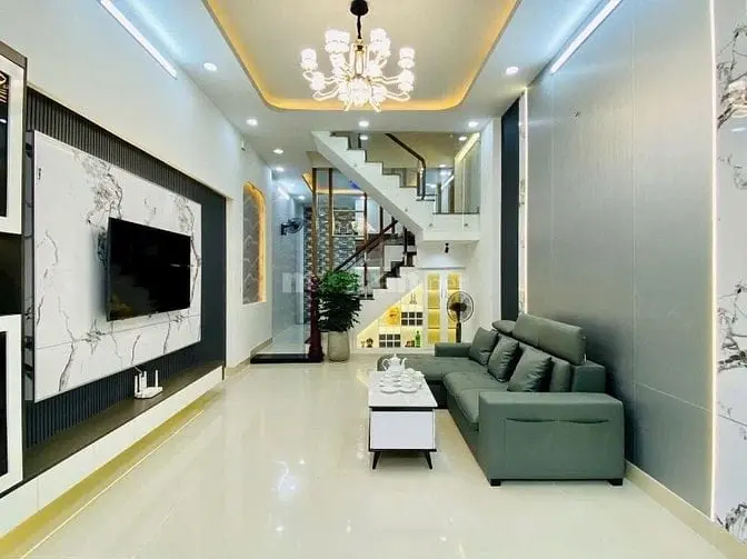 Nguyễn Tri Phương, Giá 5Tỷ890, Ngay Vòng Xoay Ngã 6, Chính Chủ Đi Xem