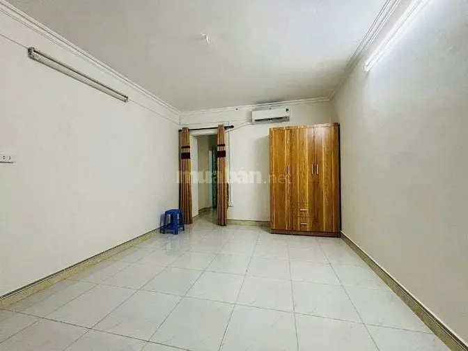 Tôi Bán Chtt (Tầng 2) Phố Vạn Bảo - Ba Đình Giá 4.29 Tỷ, 65M2. 2N+Vs