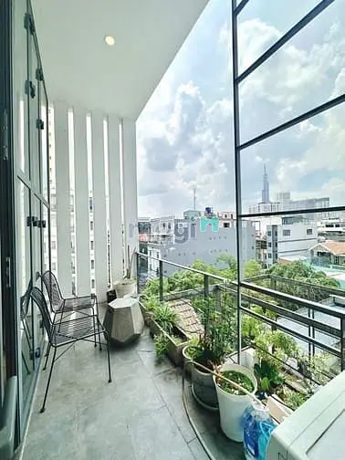 Cho Thuê Căn Hộ Duplex Ban Công Rộng Ở Đường Nguyễn Gia Trí Tiện Đi Q1