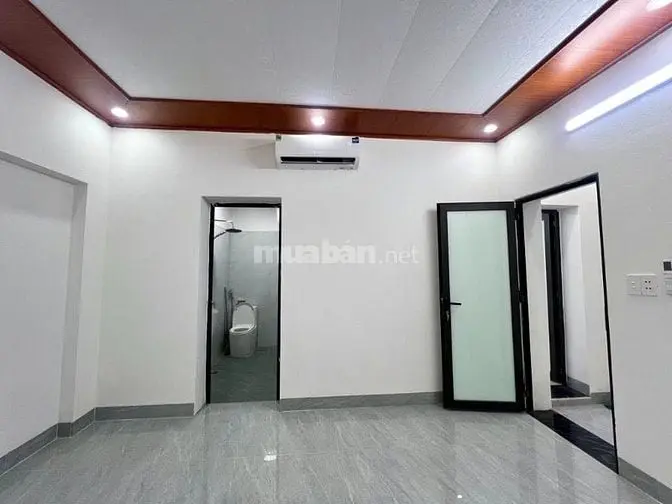 Hiếm – Nhà Nguyễn Văn Cừ 2 Phòng Ngủ Có 3 Tỷ Một Tí Gần Ô Tô Tránh