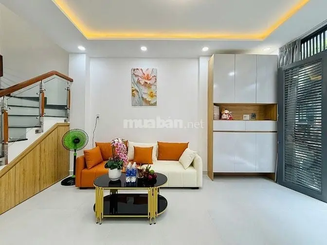 Bán Nhà Chính Chủ 637/Quang Trung Đúc 1 Lầu 2Pn Hẻm Đẹp Full Nội Thất