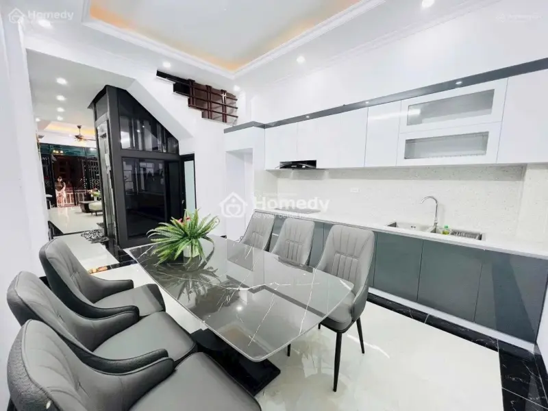6041099 ảnh đại diện 1