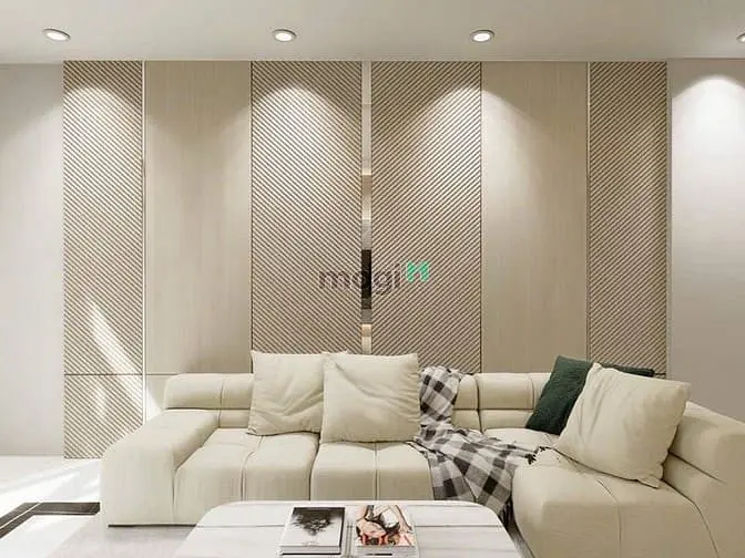 Bát Khối-Long Biên Cạnh Cầu Vĩnh Tuy_43M*7 Tầng Thang Máy- Cạnh Mặt Đê