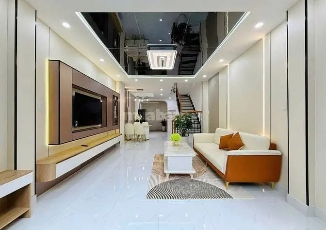 Cần Thanh Lý Lại Căn Nhà Lê Đại Hành - Quận 11 - Giá Chỉ Còn 4 Tỷ 150