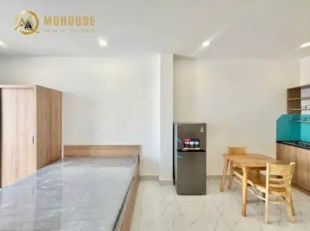 Thuê Ngay Căn Hộ Nguyễn Văn Đậu Full Nội Thất Ban Công Giáp Cs2 Vlu