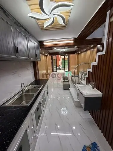 Hiếm Nhà Bán Hxh Xóm Đất Quận 11 .