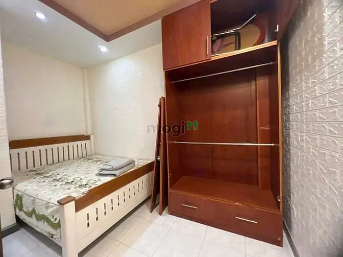 Chung Cư Trần Nhật Duật,Tân Định, Quận 1: 73M2,2P Ngủ ,Nt, 12Tr