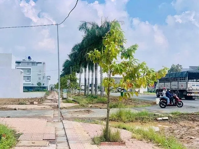 🆘 1Ty230 _ Chính Chủ Cần Bán Lô Đất 100M2 Ngay Gần Trung Tâm Hành