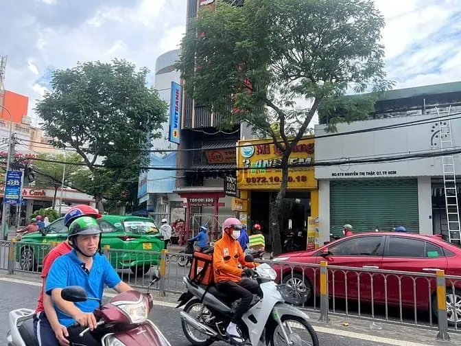 Cho Thuê Nhà Mặt Tiền Đường Nguyễn Thị Thập, Phường Tân Phong, Quận 7