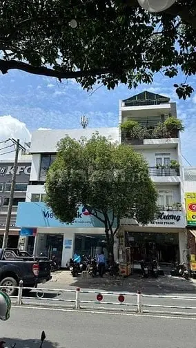Bán Nhà Mặt Tiền Quang Trung Gò Vấp (Xây Cao Được) 8X20M 188M2 - 30 Tỷ
