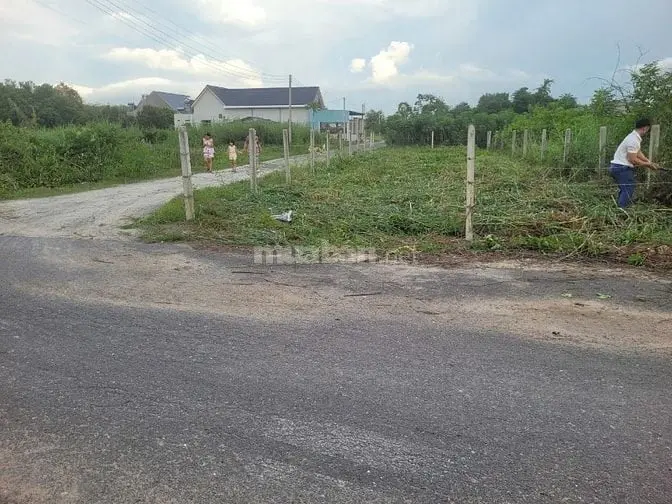 7,5M Ngang 2 Mặt Tiền Nhựa. Ngay Kcn Phước Đông 3200Ha. Chỉ 374Tr (1M)